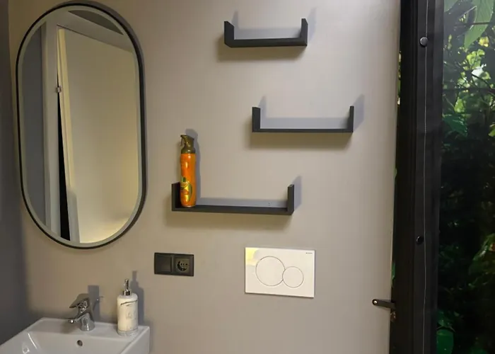 Moderne Neubau-Ferienwohnung Mit Terrasse & Parkplatz Nahe Seefeld 公寓 瑞斯·贝·泽费尔德